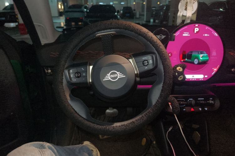 Used MINI Electric COOPER 2025 456km COOPER E Classic Style Steering Wheel
