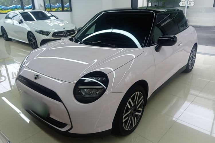 MINI Electric COOPER 2025 Model Facelift 466km COOPER E Classic Style
