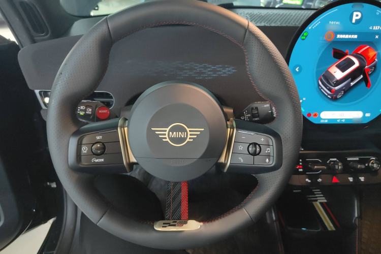 Used MINI Electric COOPER 2025 452km COOPER SE Spring by the Sea Limited Edition Steering Wheel
