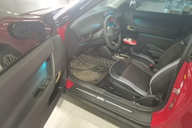 Used MINI Electric COOPER 2025 456km COOPER E Classic Style Driver Seat