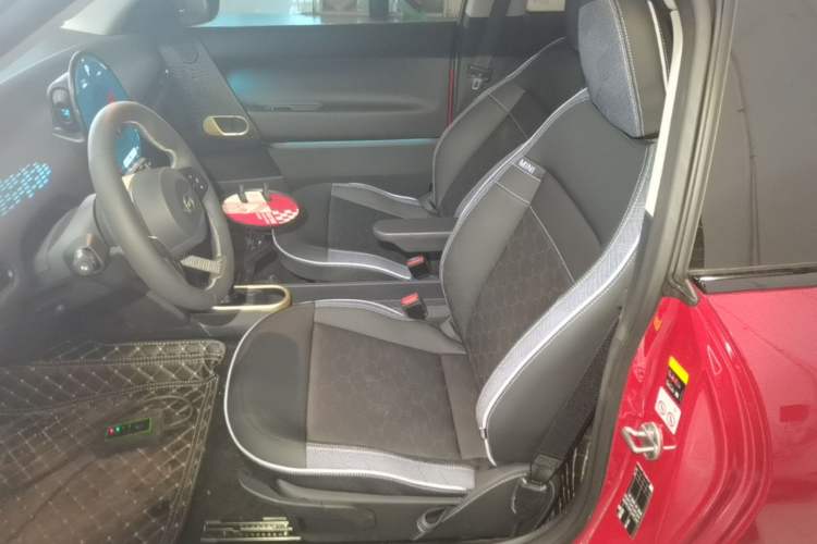 Used MINI Electric COOPER 2025 456km COOPER E Classic Style Left Front Seat