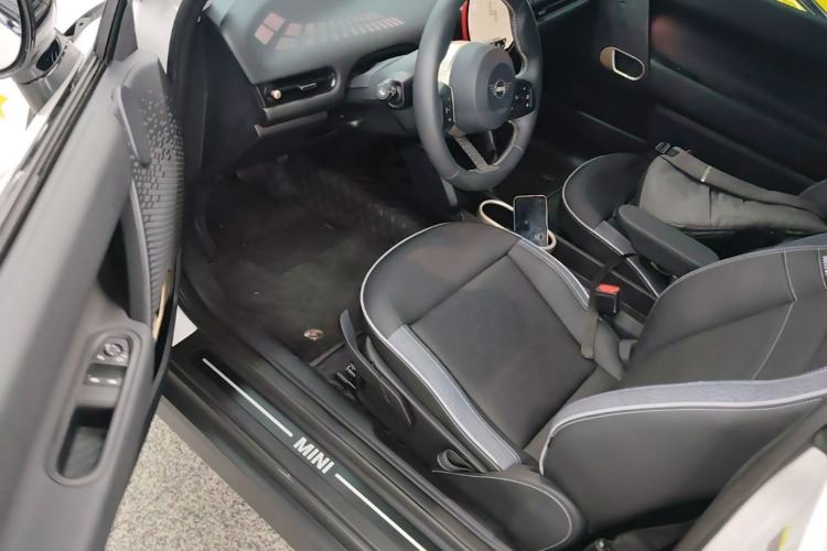 Used MINI Electric COOPER 2025 456km COOPER E Classic Style Driver Seat