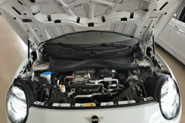 Used MINI Electric COOPER 2025 456km COOPER E Classic Style Engine Bay