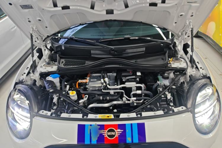 Used MINI Electric COOPER 2025 456km COOPER E Classic Style Engine Bay