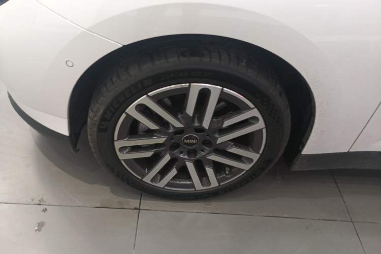 Used MINI Electric COOPER 2025 456km COOPER E Classic Style Exterior 2