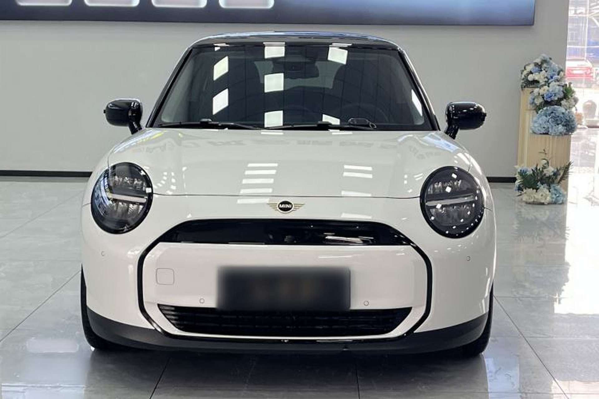 Used MINI Electric COOPER 2025 456km COOPER E Classic Style Exterior 3