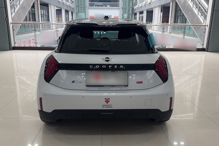 Used MINI Electric COOPER 2025 Model Facelift 466km COOPER E Classic Style Exterior 4