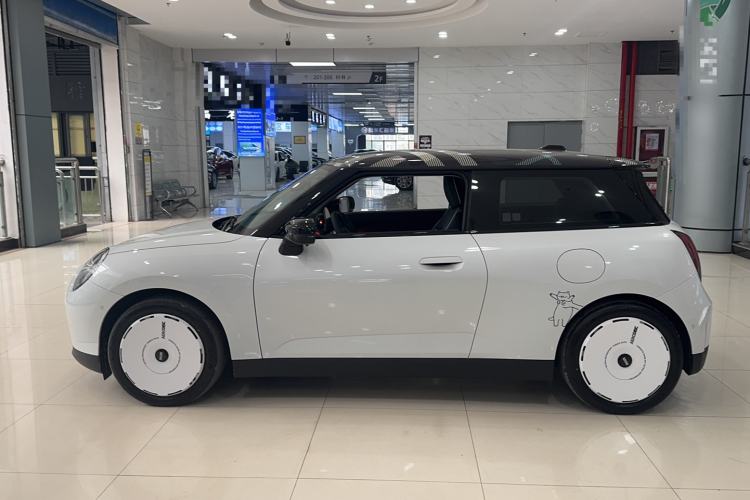 Used MINI Electric COOPER 2025 Model Facelift 466km COOPER E Classic Style Exterior 5