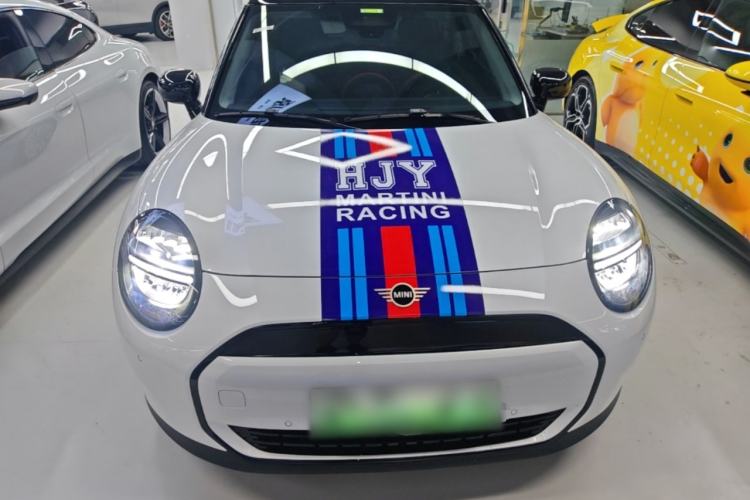 Used MINI Electric COOPER 2025 456km COOPER E Classic Style Front