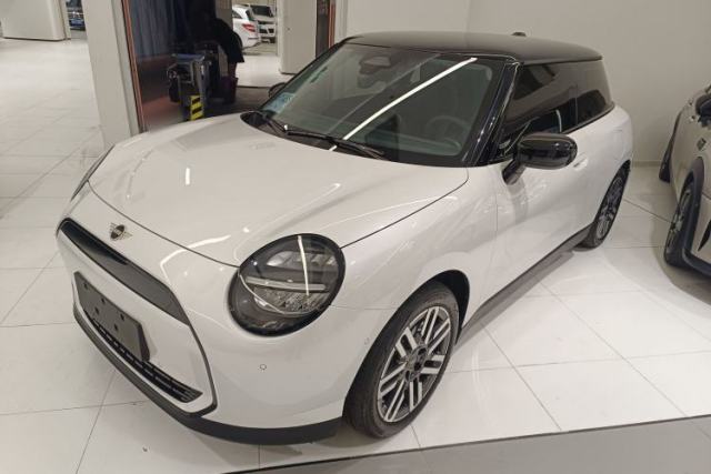 Used MINI Electric COOPER 2025 456km COOPER E Classic Style