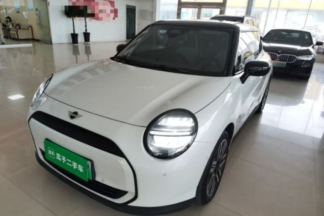Used MINI Electric COOPER 2025 456km COOPER E Classic Style