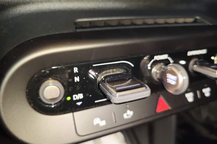 Used MINI Electric COOPER 2025 456km COOPER E Classic Style Gear Lever