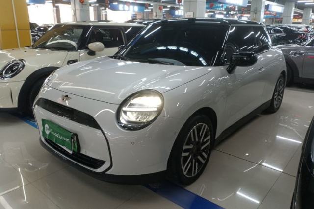 Used MINI Electric COOPER 2025 456km COOPER E Classic Style