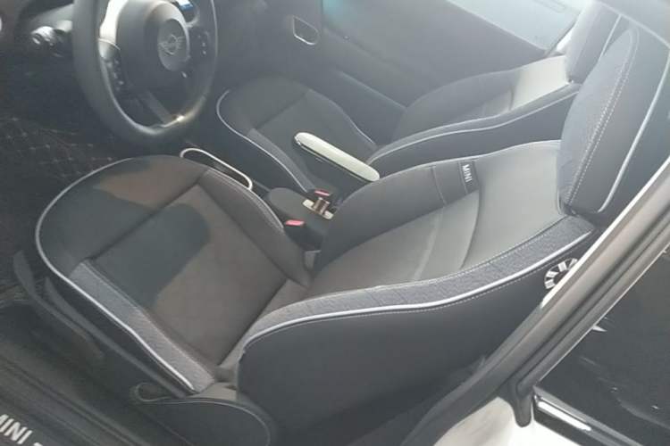 Used MINI Electric COOPER 2025 456km COOPER E Classic Style Left Front Seat