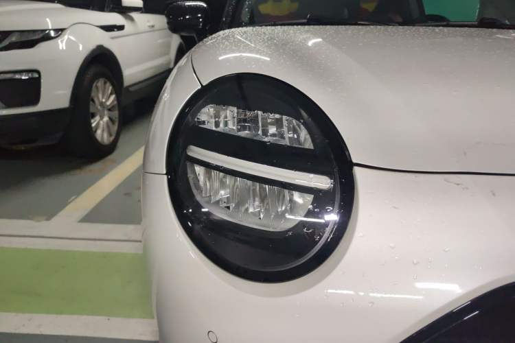 Used MINI Electric COOPER 2025 456km COOPER E Classic Style Right Front Headlight