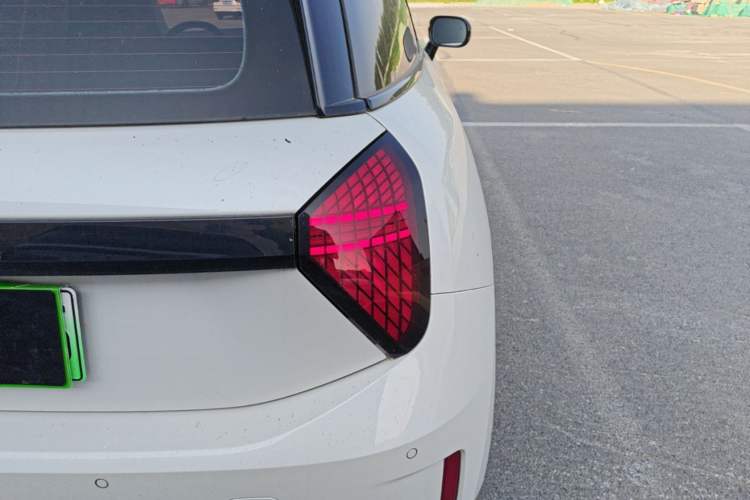 Used MINI Electric COOPER 2025 456km COOPER E Classic Style Right Rear Taillight