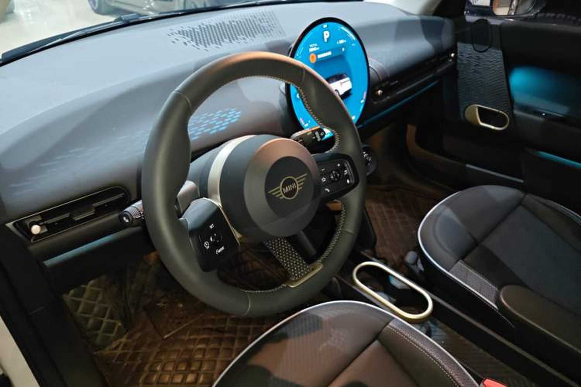 Used MINI Electric COOPER 2025 456km COOPER E Classic Style Steering Wheel