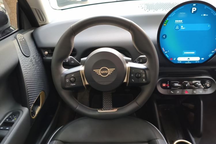 Used MINI Electric COOPER 2025 456km COOPER E Classic Style Steering Wheel