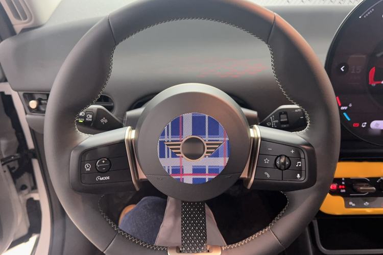 Used MINI Electric COOPER 2025 Model Facelift 466km COOPER E Classic Style Steering Wheel