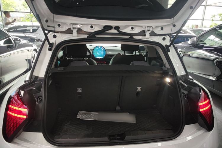 Used MINI Electric COOPER 2025 456km COOPER E Classic Style Trunk
