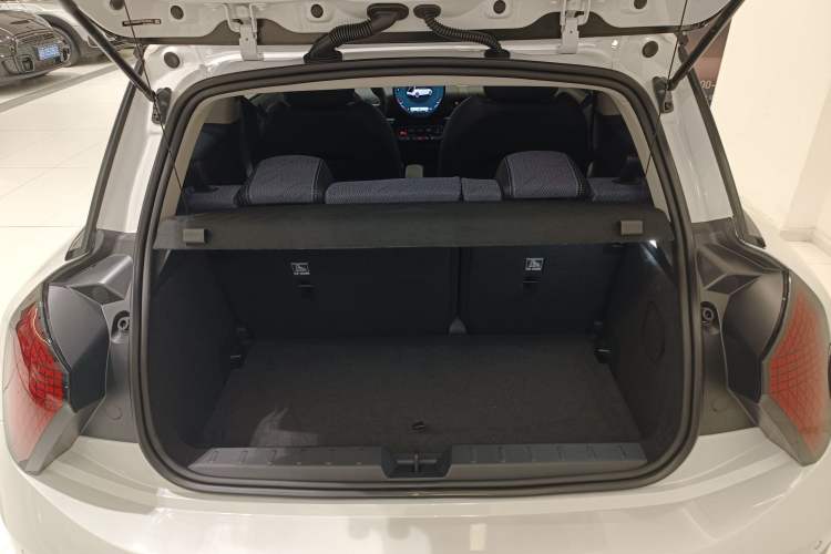 Used MINI Electric COOPER 2025 456km COOPER E Classic Style Trunk