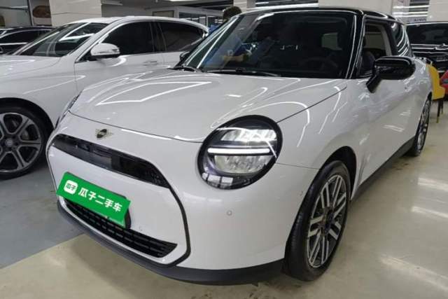 Used MINI Electric COOPER 2025 456km COOPER E Classic Style