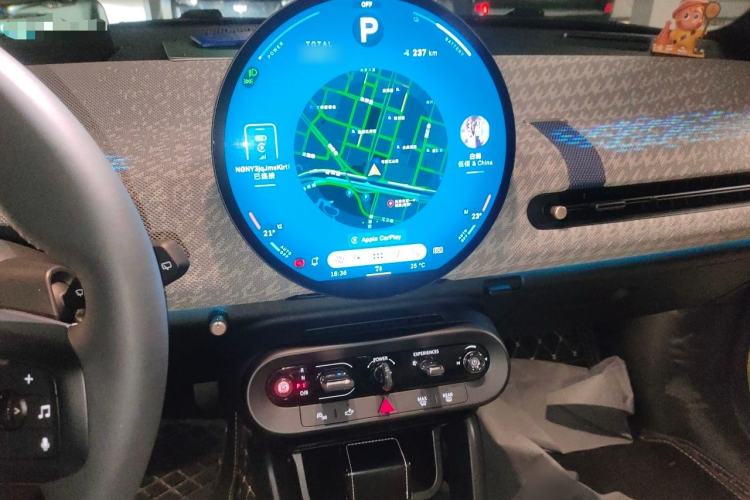 Used MINI Electric COOPER 2025 Model 463km COOPER SE Artist Audio And AC Panel