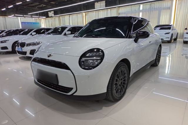 Used MINI Electric COOPER 2026 Model, 466km COOPER E Classic Style