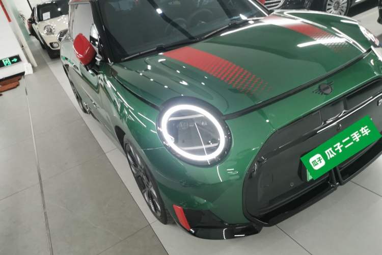 Used MINI Electric COOPER JCW 2025 JOHN COOPER WORKS Exterior 2