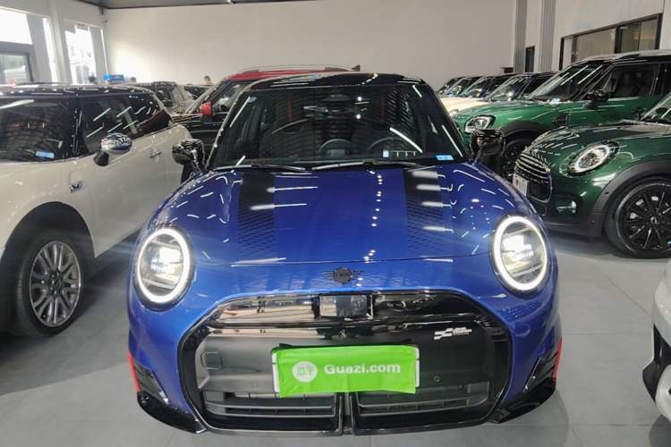 Used MINI Electric COOPER JCW 2025 Model Facelift JOHN COOPER WORKS Front