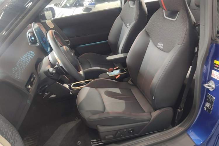 Used MINI Electric COOPER JCW 2025 Model Facelift JOHN COOPER WORKS Left Front Seat