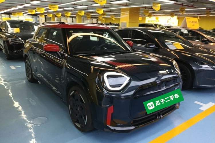 Used MINI Electric COOPER JCW 2025 JOHN COOPER WORKS Exterior 1