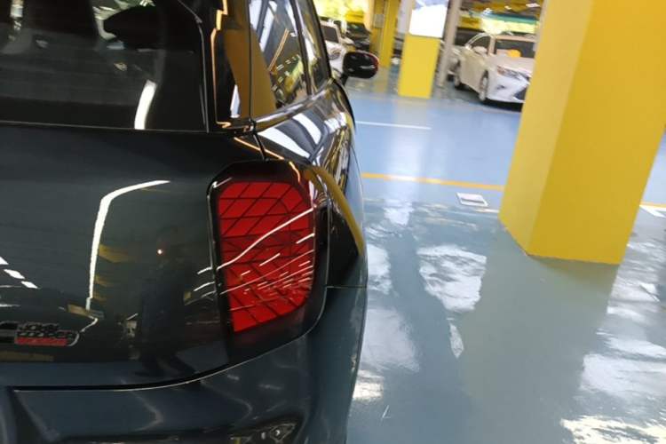 Used MINI Electric COOPER JCW 2025 JOHN COOPER WORKS Exterior 3