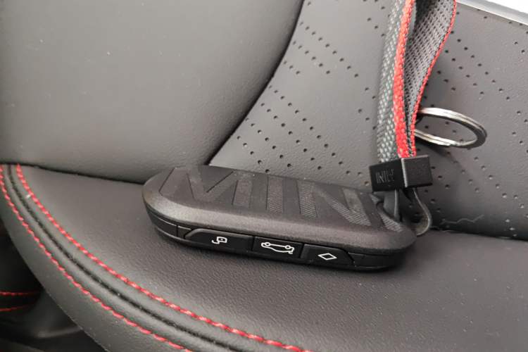 Used MINI Electric COOPER JCW 2025 JOHN COOPER WORKS Interior 1