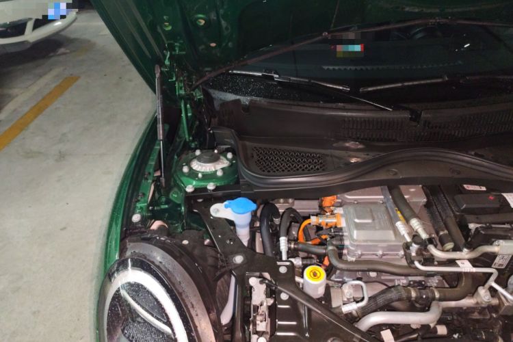 Used MINI Electric COOPER JCW 2025 JOHN COOPER WORKS Engine Bay Right