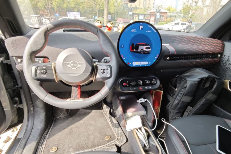 Used MINI Electric COOPER JCW 2025 JOHN COOPER WORKS Center Console