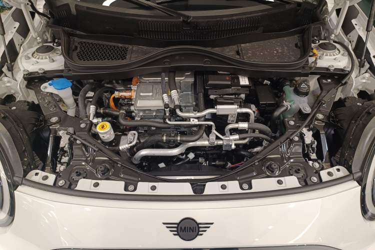 Used MINI Electric COOPER JCW 2025 JOHN COOPER WORKS Engine Bay