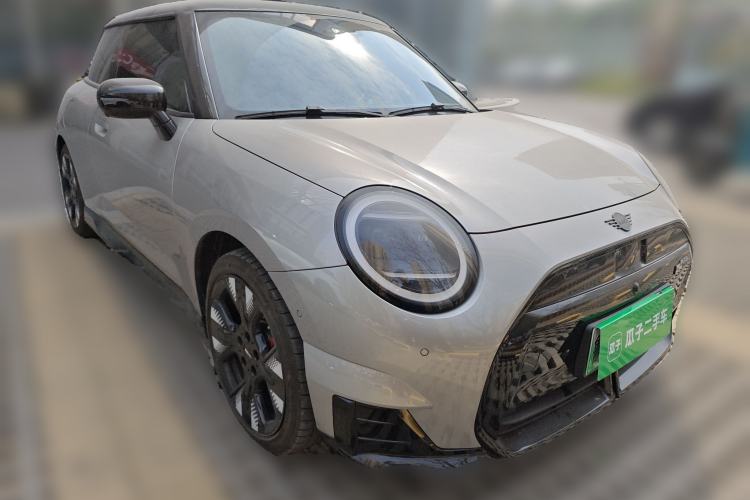 Used MINI Electric COOPER JCW 2025 JOHN COOPER WORKS Front Right 45 Deg