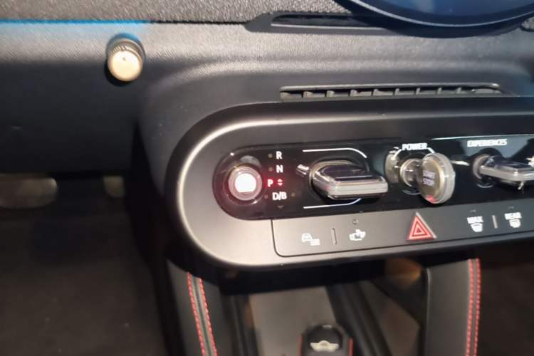 Used MINI Electric COOPER JCW 2025 JOHN COOPER WORKS Gear Lever