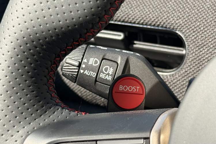 Used MINI Electric COOPER JCW 2025 JOHN COOPER WORKS Interior 7