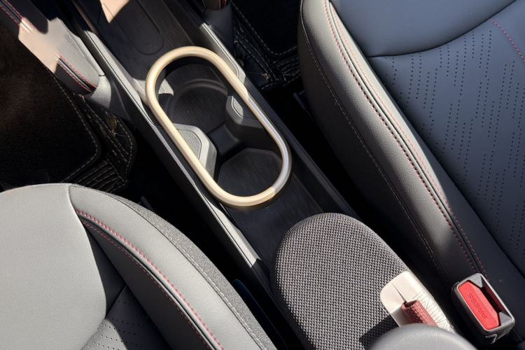 Used MINI Electric COOPER JCW 2025 JOHN COOPER WORKS Interior 9
