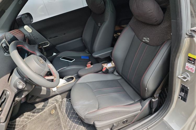 Used MINI Electric COOPER JCW 2025 JOHN COOPER WORKS Left Front Seat
