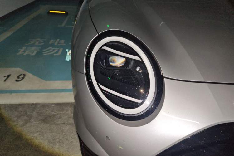 Used MINI Electric COOPER JCW 2025 JOHN COOPER WORKS Right Front Headlight