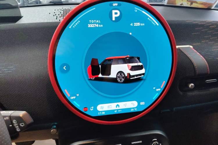 Used MINI Electric COOPER JCW 2025 JOHN COOPER WORKS Audio And AC Panel