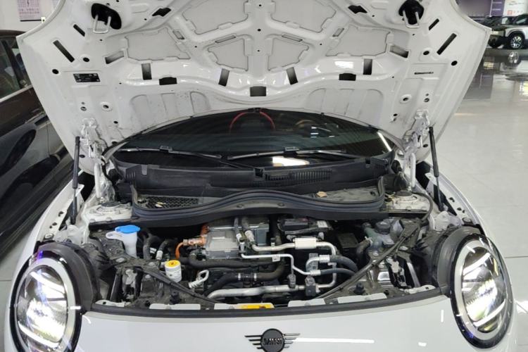 Used MINI Electric COOPER JCW 2025 JOHN COOPER WORKS Engine Bay