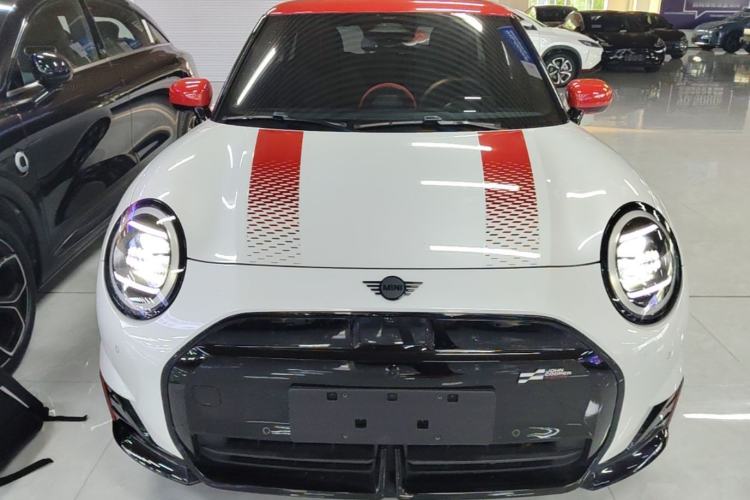 Used MINI Electric COOPER JCW 2025 JOHN COOPER WORKS Front