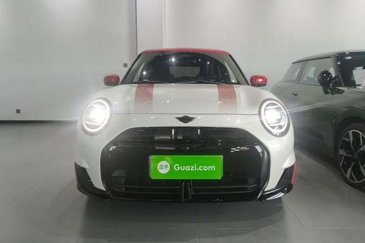 Used MINI Electric COOPER JCW 2025 JOHN COOPER WORKS Front