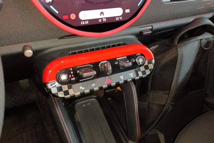 Used MINI Electric COOPER JCW 2025 JOHN COOPER WORKS Gear Lever