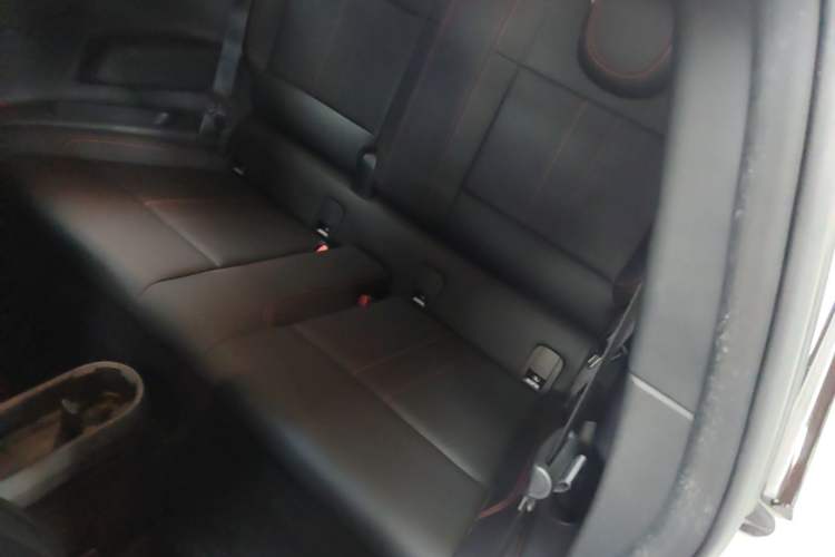 Used MINI Electric COOPER JCW 2025 JOHN COOPER WORKS Left Rear Seat