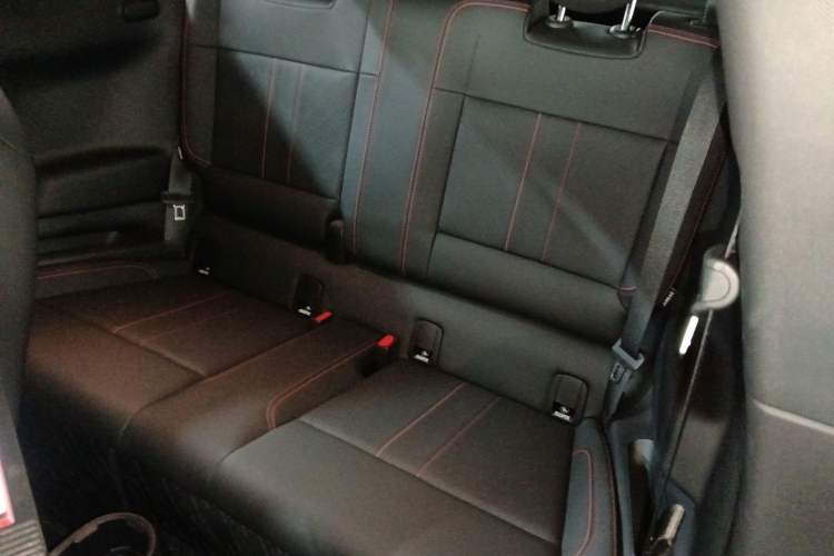 Used MINI Electric COOPER JCW 2025 JOHN COOPER WORKS Left Rear Seat